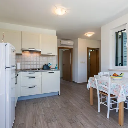 Apartments Garden Baska  Exterior photo