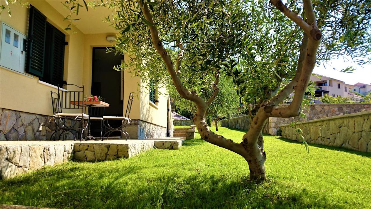 Garden Baska (Krk)